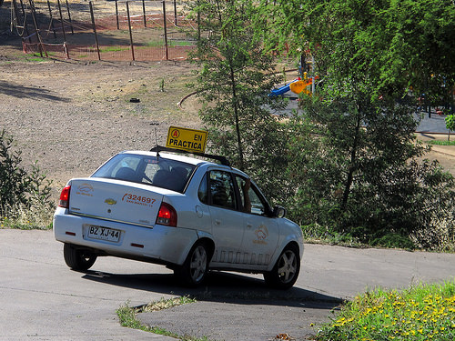 Establishing A Safe Teen Driving Partnership Between Parents and Driving Schools